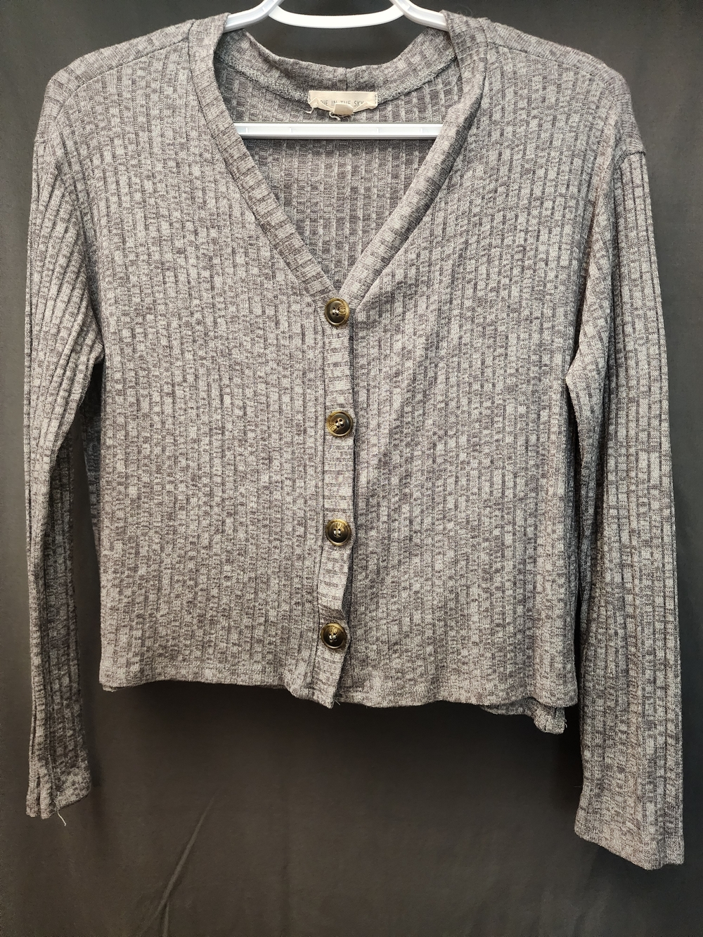 Women’s Gray Pie In The Sky Ribbed Button-Front Knit Top Size Medium